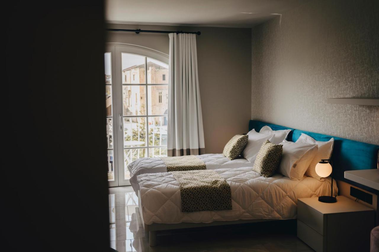 Dock 1 Boutique Hotel Cospicua Exteriör bild